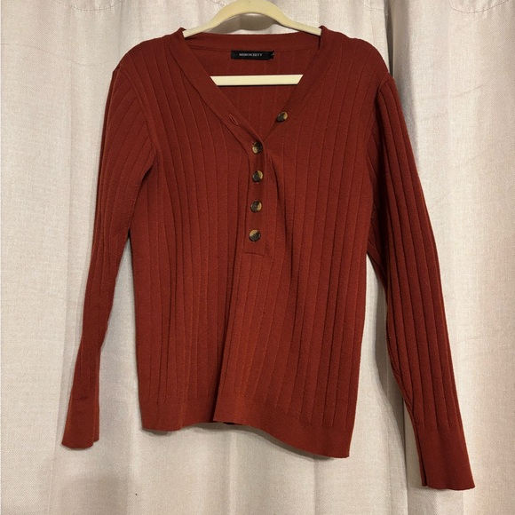 Merokeety Sweaters - Women's V-Neck Sweater in Rust by New York & Company